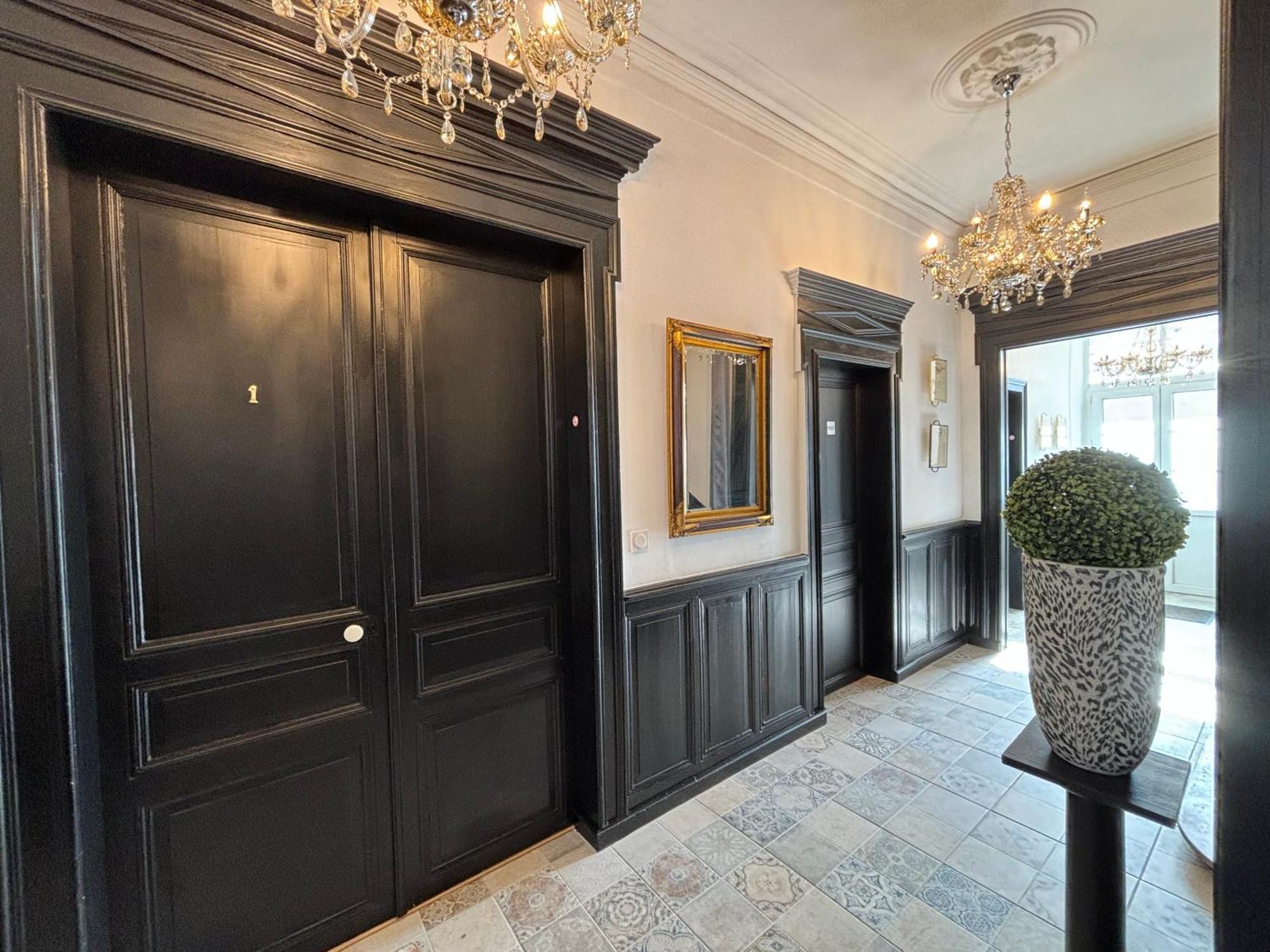 Maison A La Guitarde - Hotel Particulier Hippolyte Châteauroux Eksteriør bilde