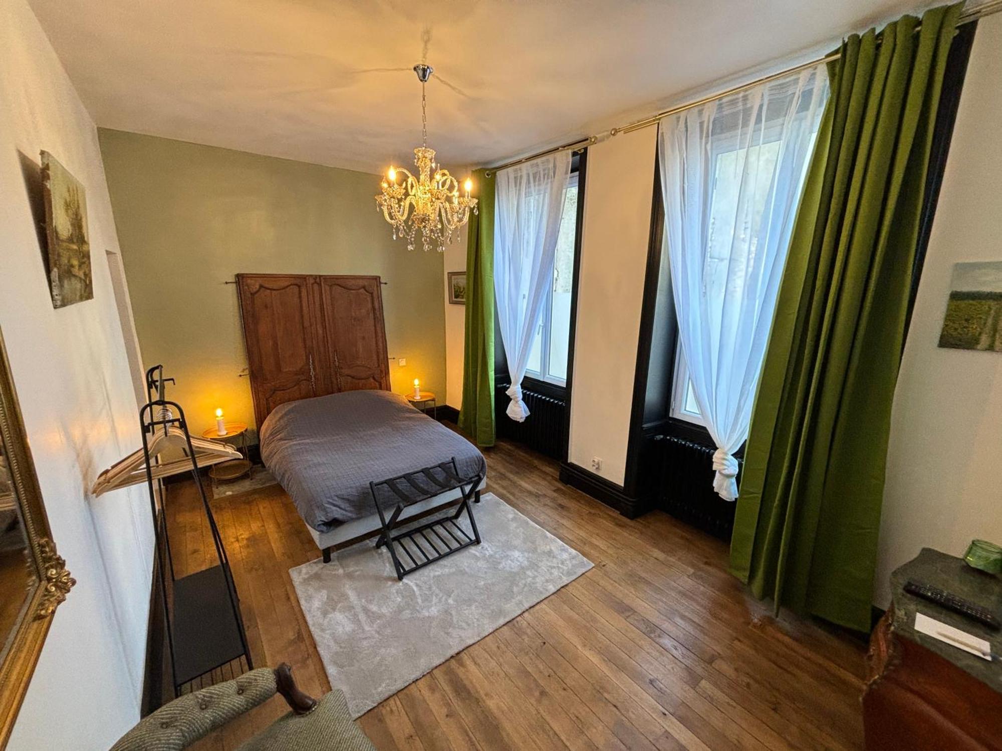 Maison A La Guitarde - Hotel Particulier Hippolyte Châteauroux Eksteriør bilde