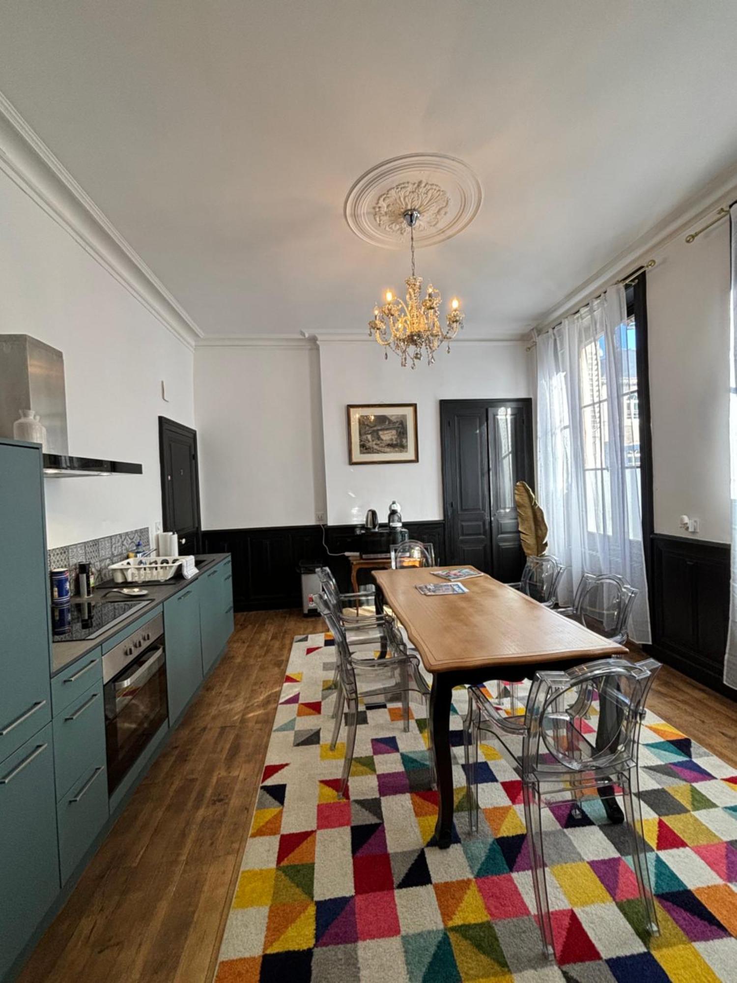Maison A La Guitarde - Hotel Particulier Hippolyte Châteauroux Eksteriør bilde