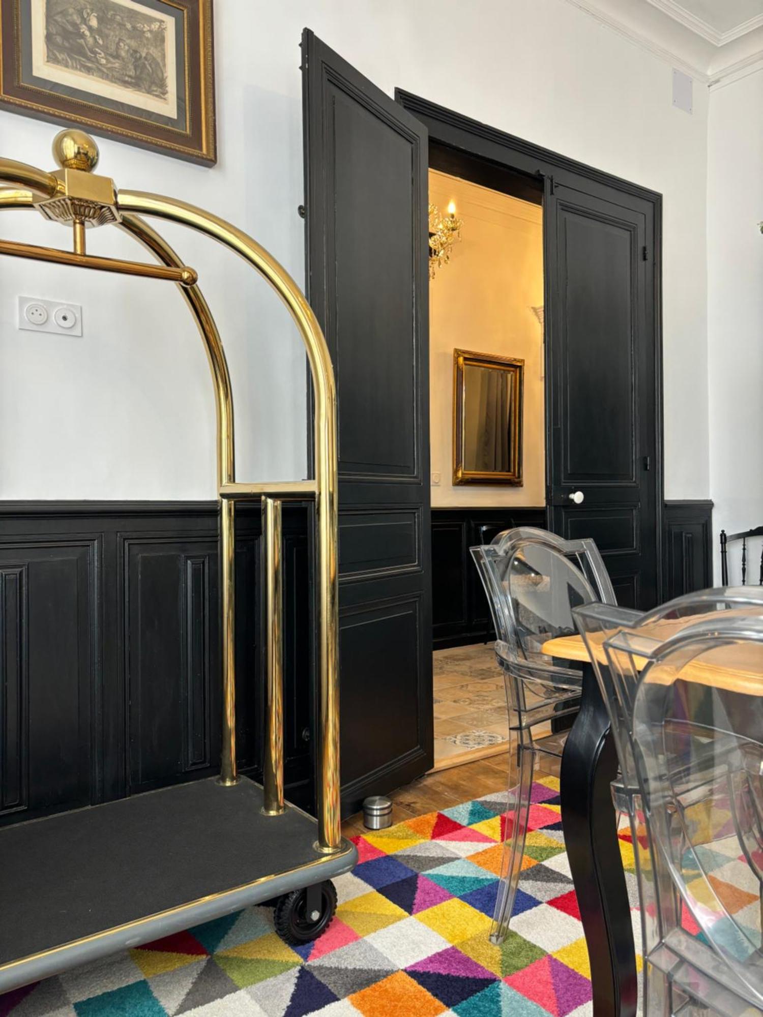 Maison A La Guitarde - Hotel Particulier Hippolyte Châteauroux Eksteriør bilde