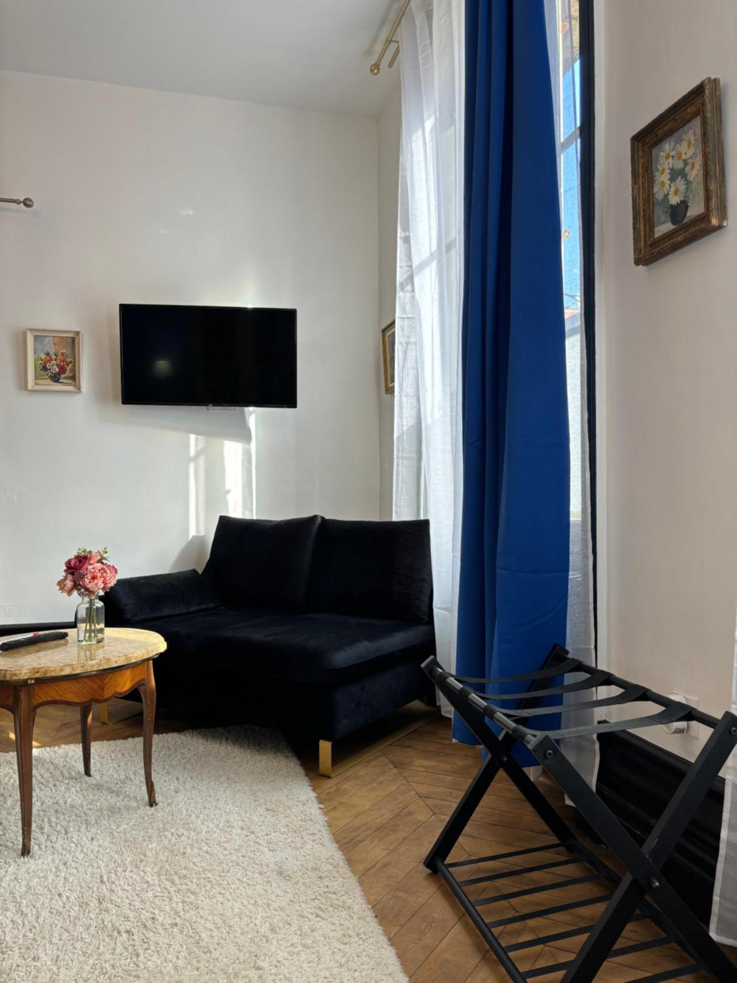 Maison A La Guitarde - Hotel Particulier Hippolyte Châteauroux Eksteriør bilde